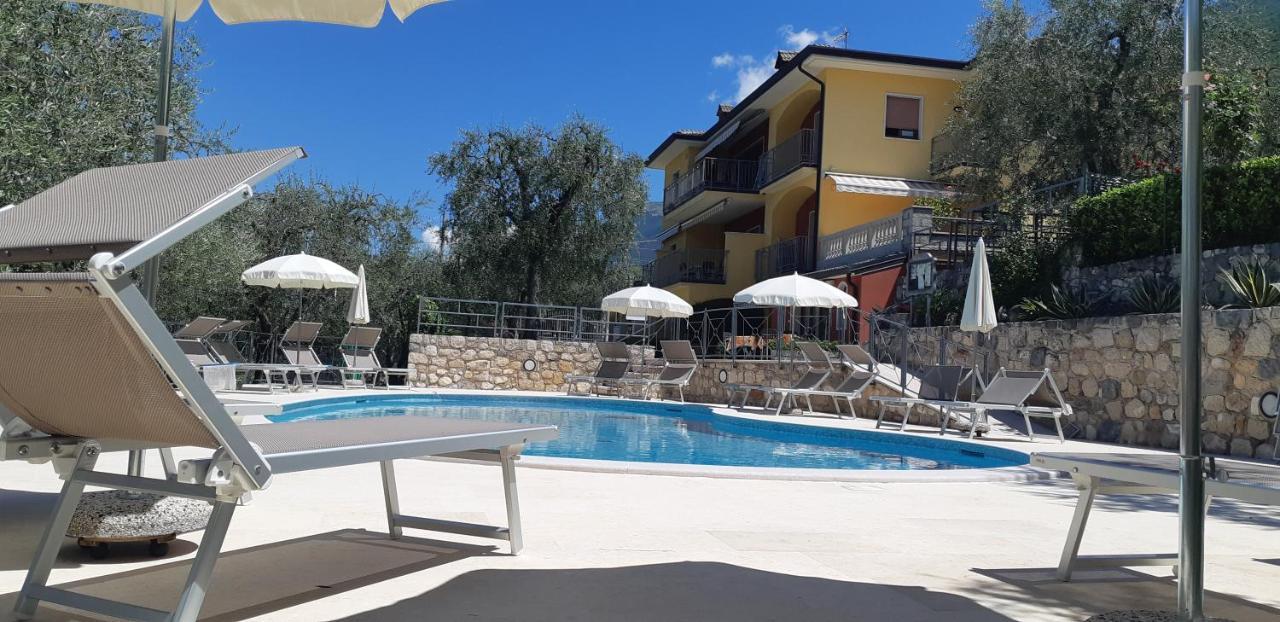 Villa Due Leoni - Residence Brenzone sul Garda Exteriör bild